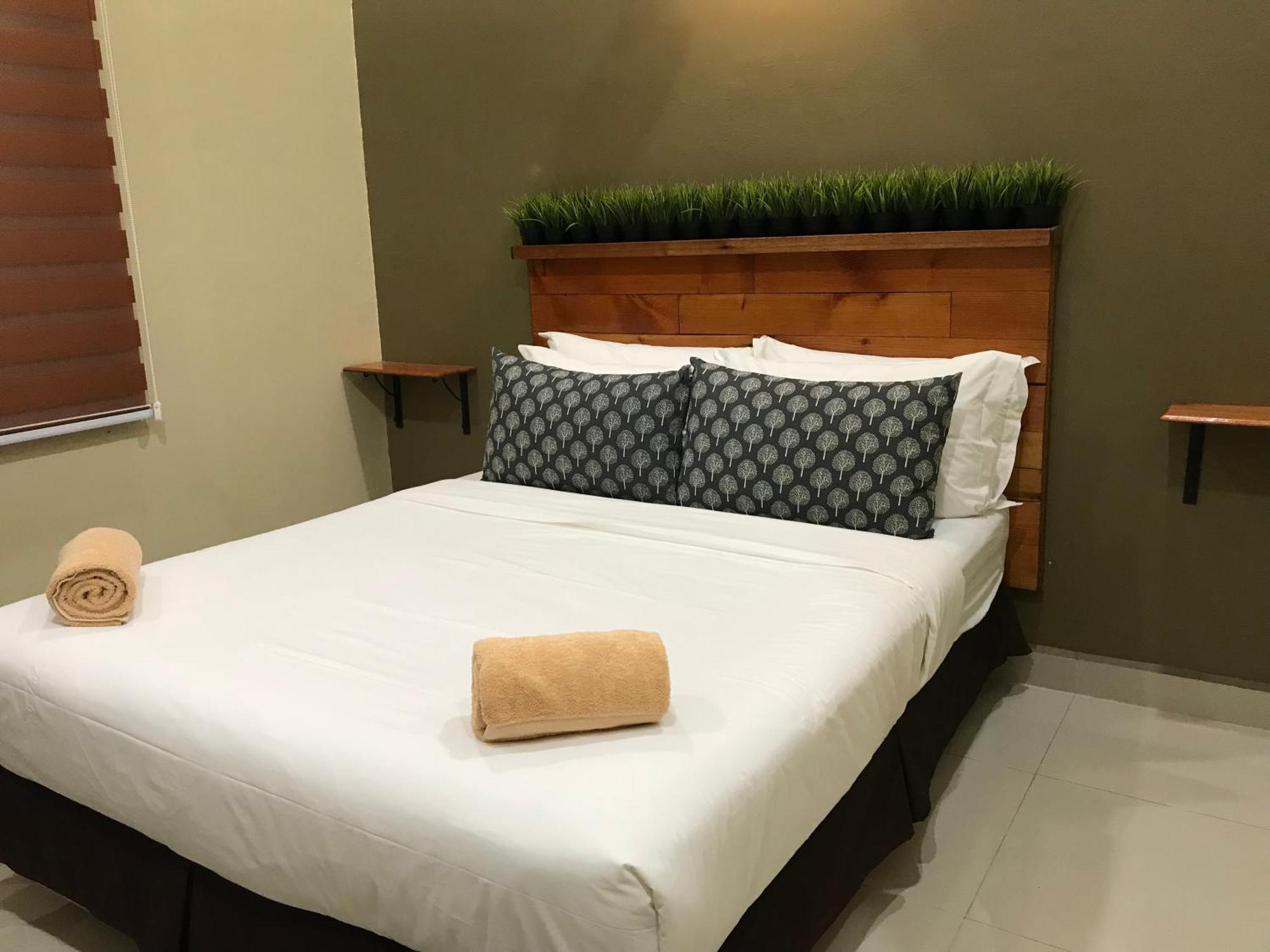 Wan'S Beach Guest House Dungun Bagian luar foto