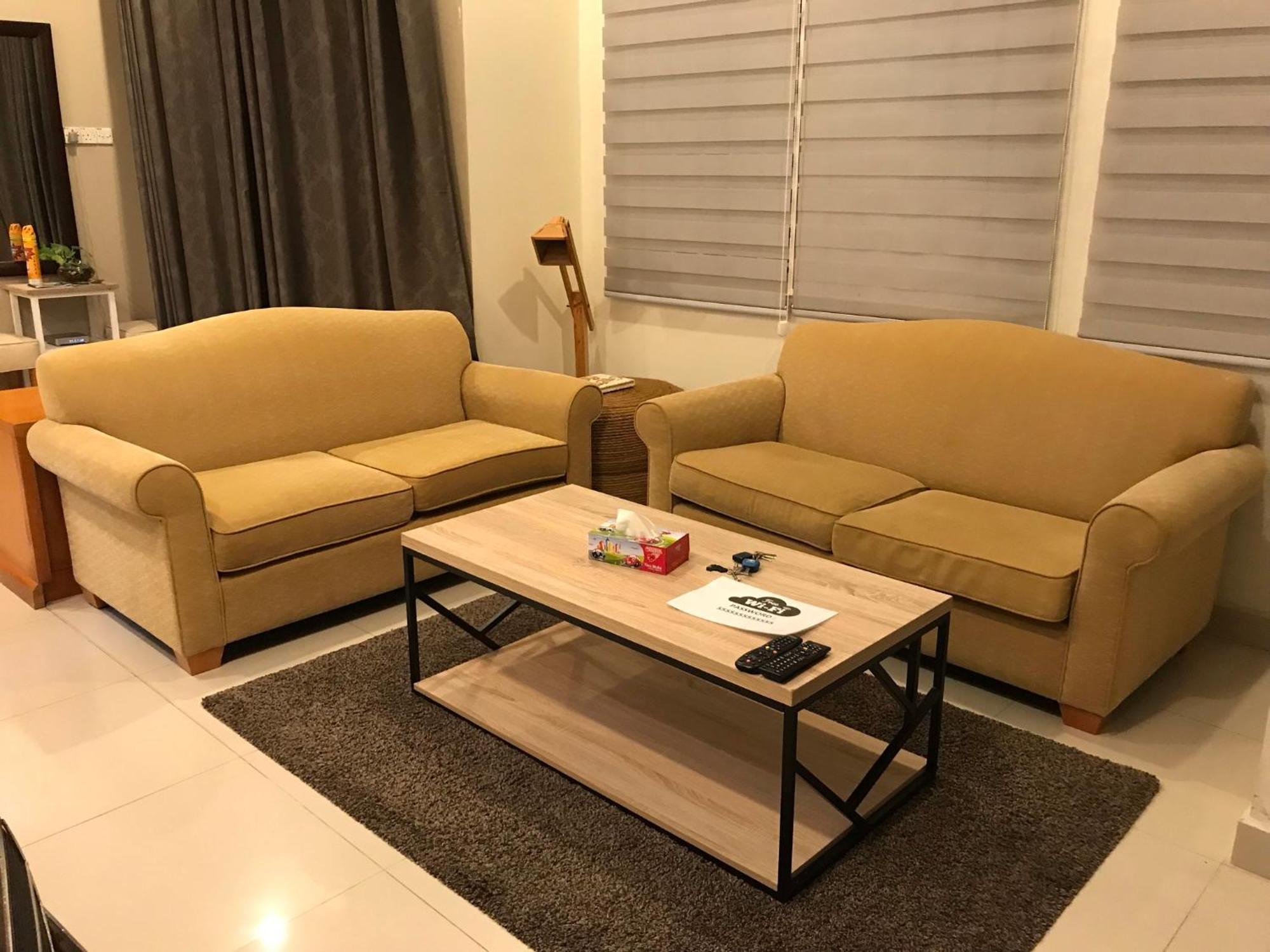 Wan'S Beach Guest House Dungun Bagian luar foto